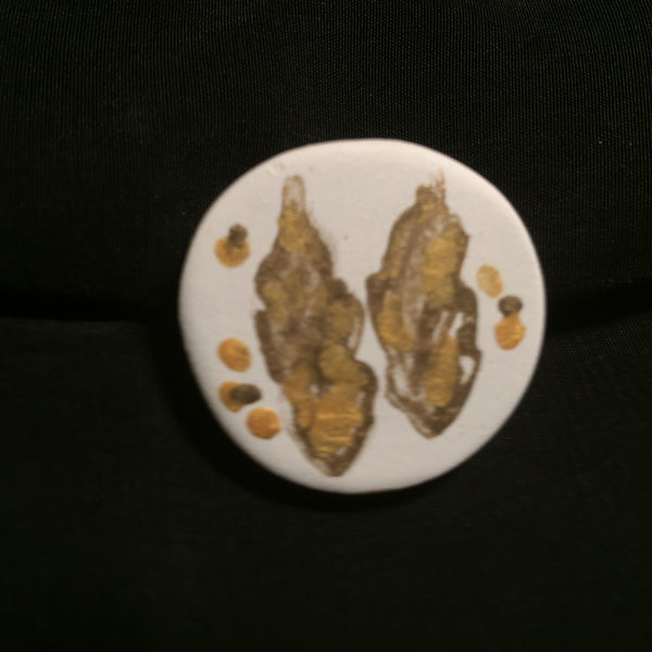 Porcelain Broach "Faren"